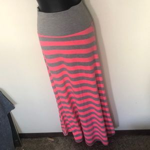 Pink and gray maxi skirt size medium NWOT